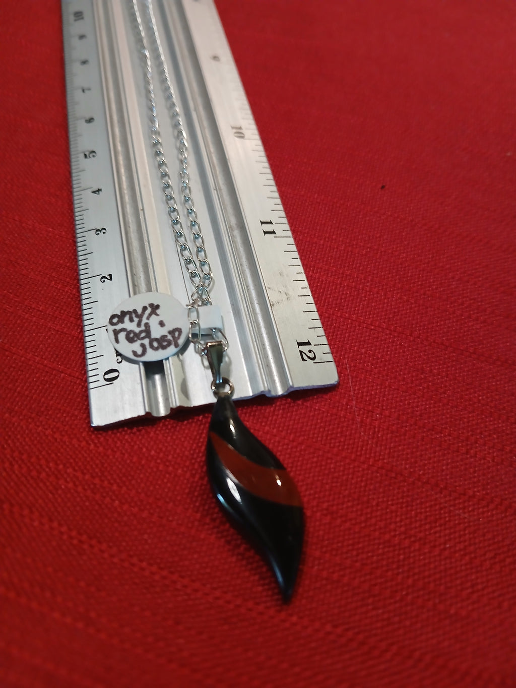 Pendants and necklaces