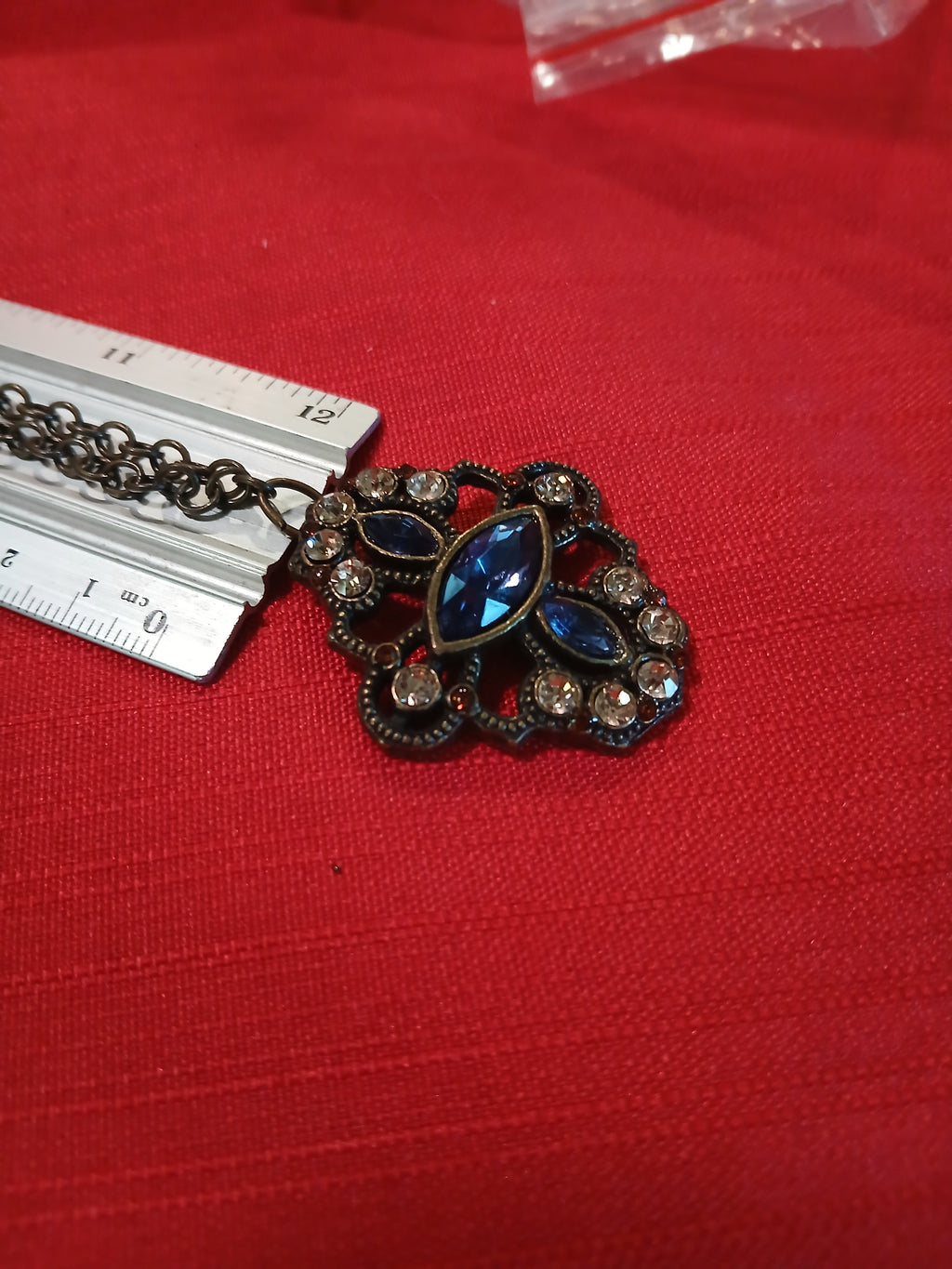 Pendants and necklaces