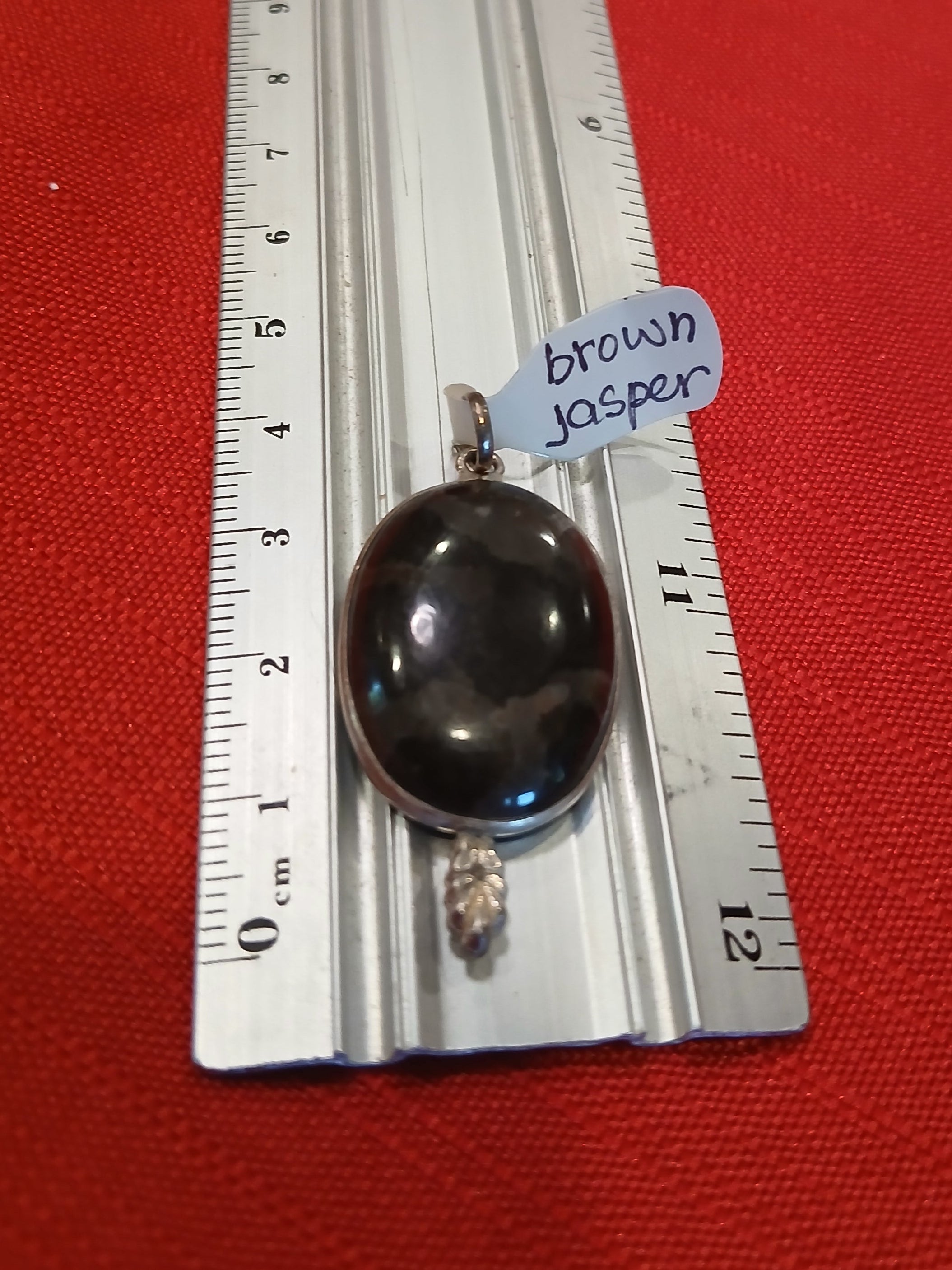 Pendants and necklaces