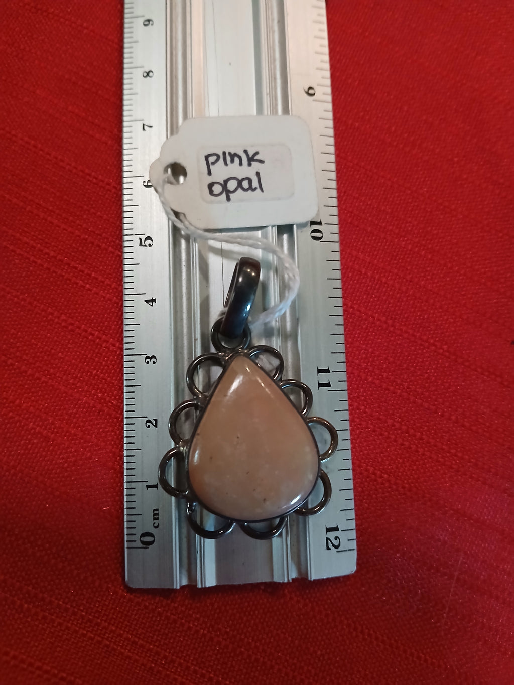 Pendants and necklaces