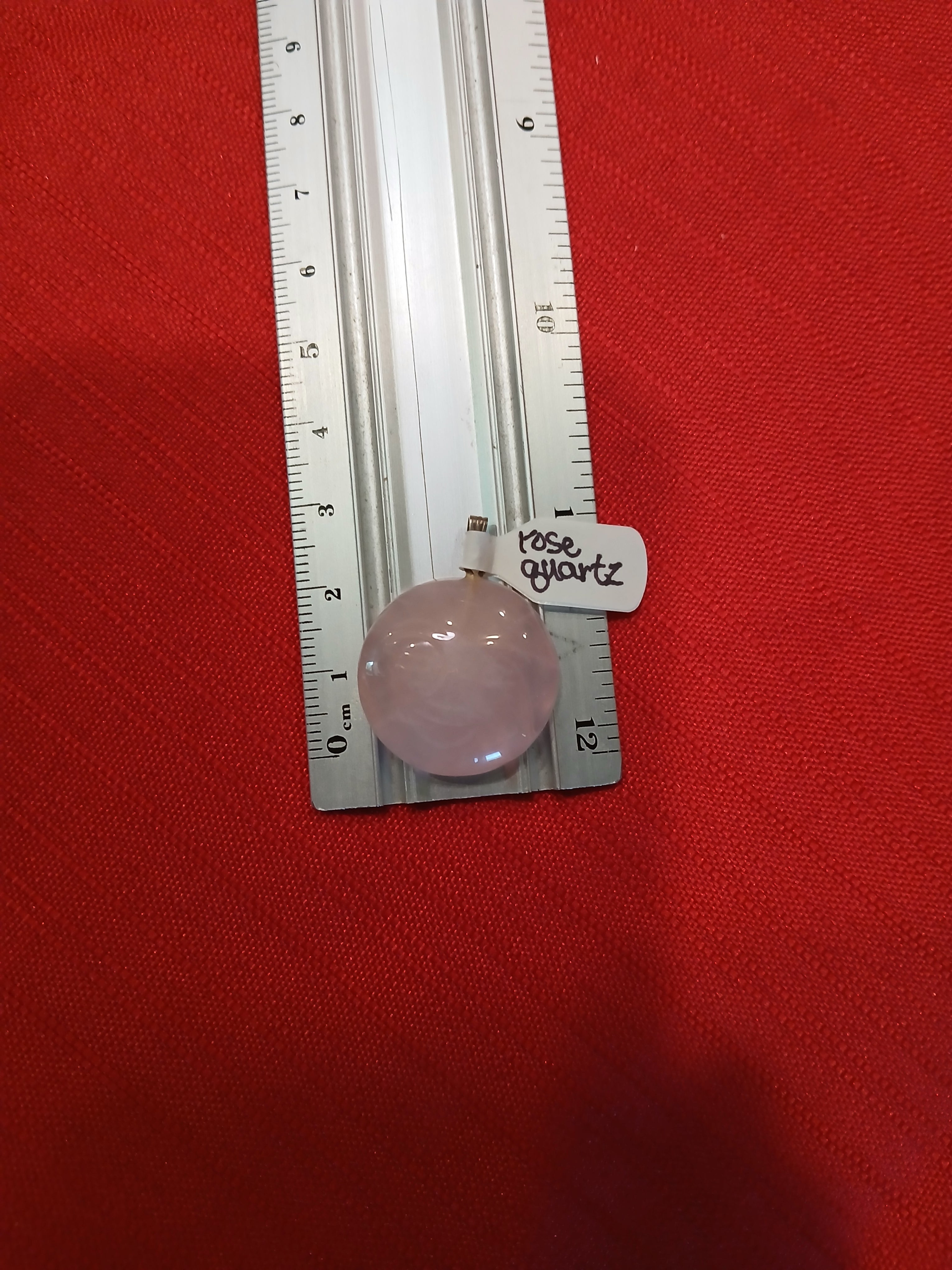 Pendants and necklaces