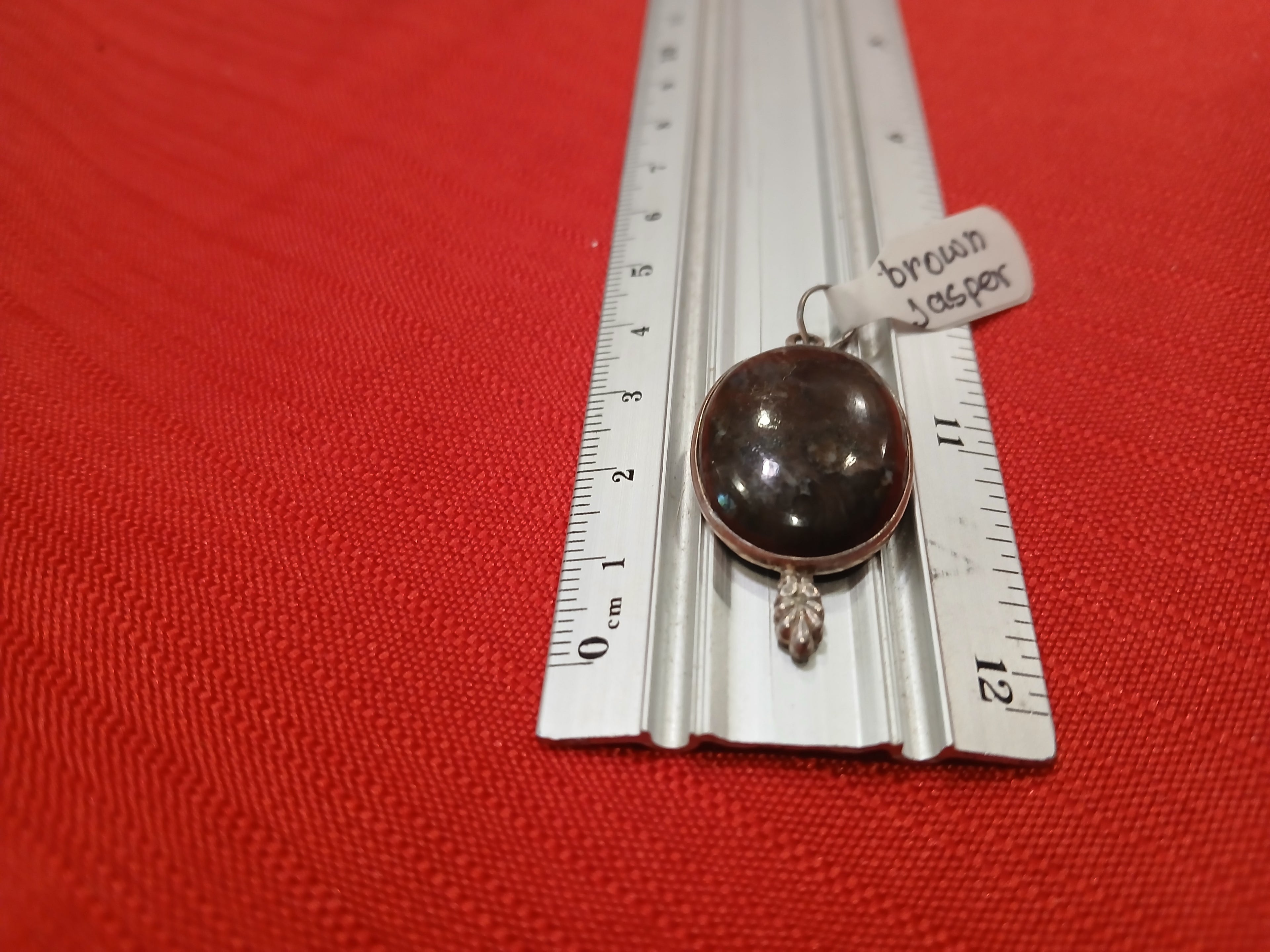 Pendants and necklaces
